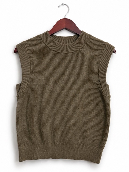 a new day Sweaters - A New Day Olive Green Ribbed Sweater Vest Medium Sleeveless Knit Minimalist Top